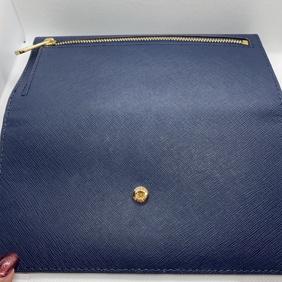 MK Wallet - Picture 6 of 7